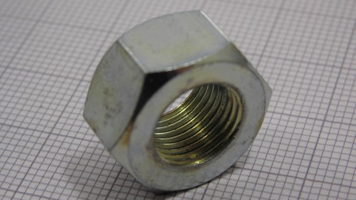 Front pioneer m11x1 nut puch - pioneer,